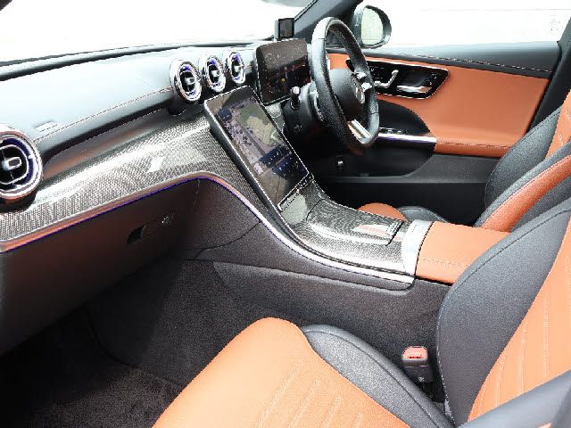 MERCEDES BENZ C CLAS 2023 Image 31