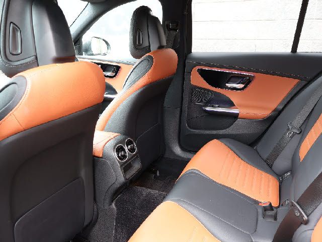 MERCEDES BENZ C CLAS 2023 Image 31