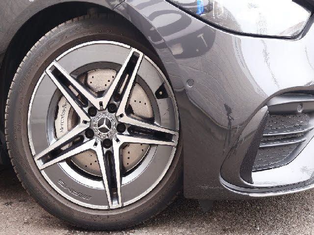 MERCEDES BENZ C CLAS 2023 Image 31