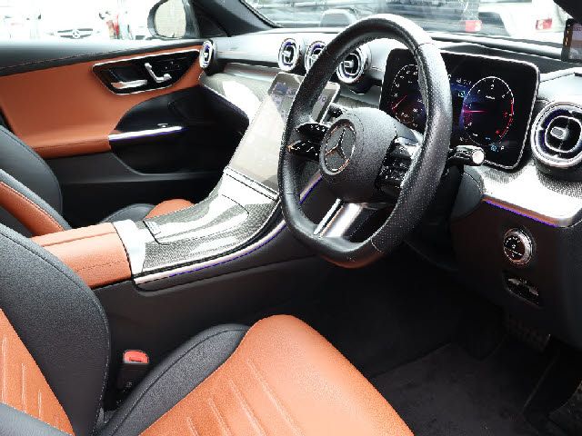 MERCEDES BENZ C CLAS 2023 Image 31