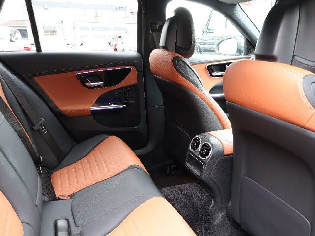 MERCEDES BENZ C CLAS 2023 Image 31