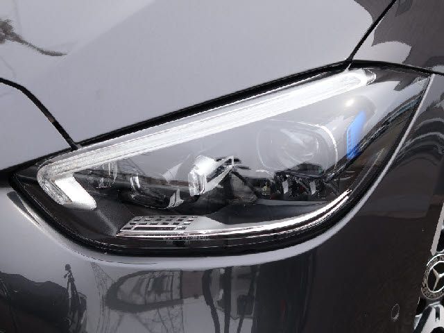 MERCEDES BENZ C CLAS 2023 Image 31