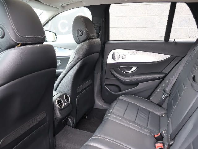 MERCEDES BENZ E CLAS 2019 Image 31