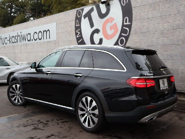 MERCEDES BENZ E CLAS 2019 Image 31