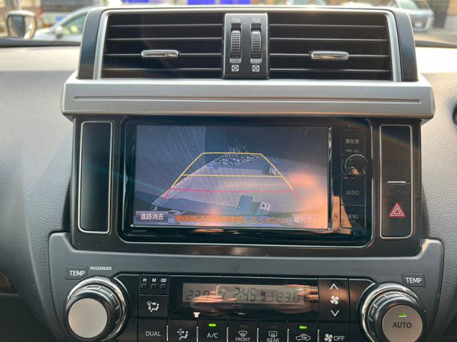 TOYOTA LANDCRUISER PRADO 2016 Image 31