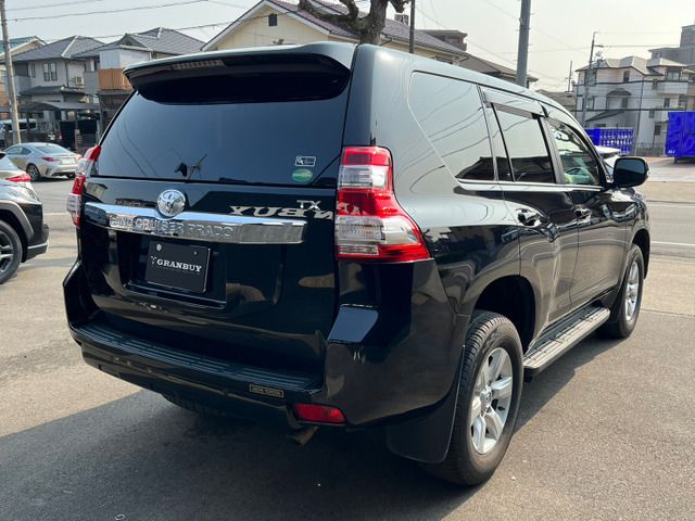 TOYOTA LANDCRUISER PRADO 2016 Image 31