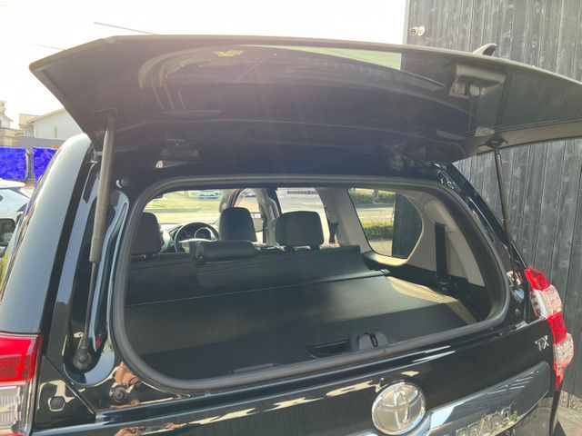 TOYOTA LANDCRUISER PRADO 2016 Image 31