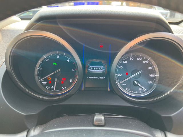TOYOTA LANDCRUISER PRADO 2016 Image 31