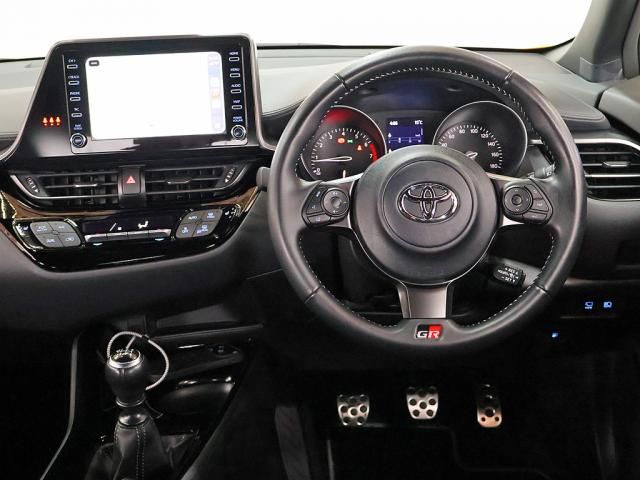 TOYOTA C-HR 2022 Image 31