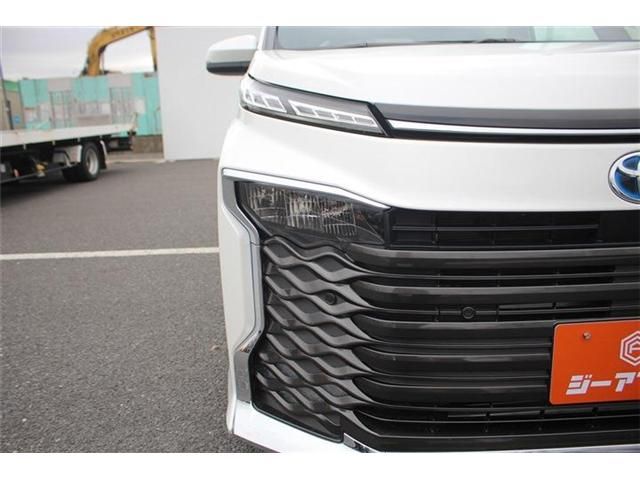 TOYOTA VOXY HYBRID 2023 Image 31