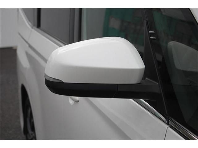 TOYOTA VOXY HYBRID 2023 Image 31