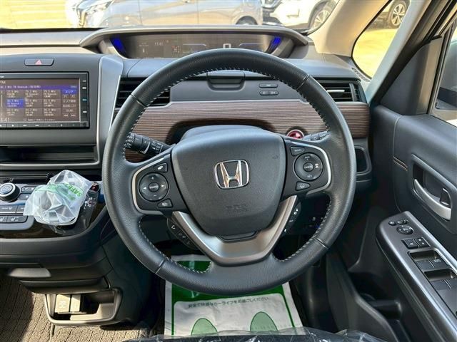 HONDA FREED HYBRID 2023 Image 31