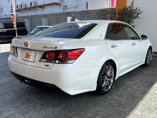 TOYOTA CROWN SEDAN HYBRID 2015 Image 31