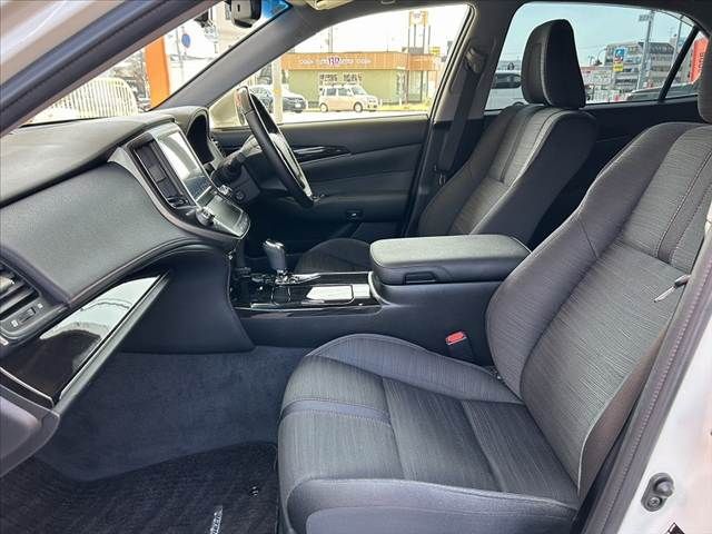 TOYOTA CROWN SEDAN HYBRID 2015 Image 31