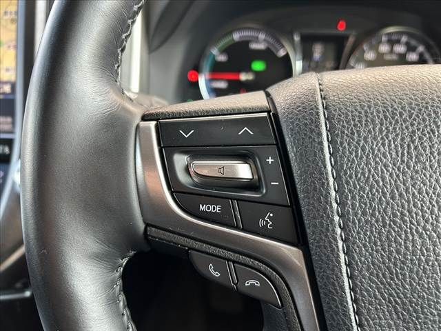 TOYOTA CROWN SEDAN HYBRID 2015 Image 31