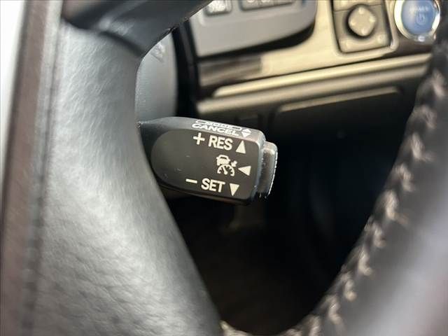 TOYOTA CROWN SEDAN HYBRID 2015 Image 31