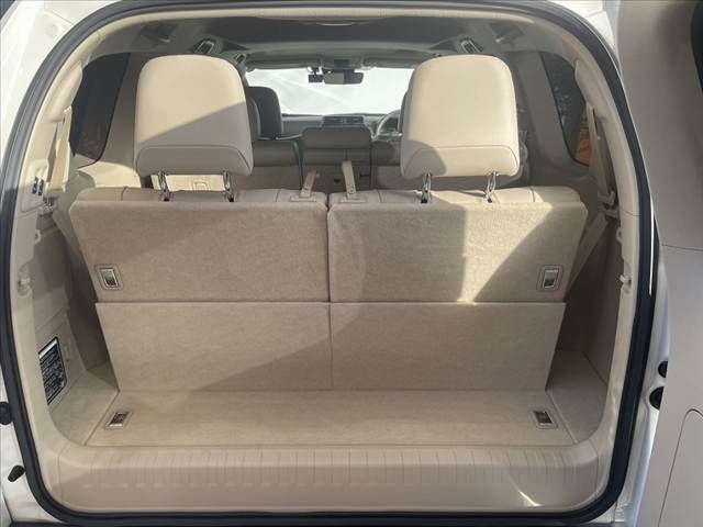 TOYOTA LANDCRUISER PRADO 2023 Image 31