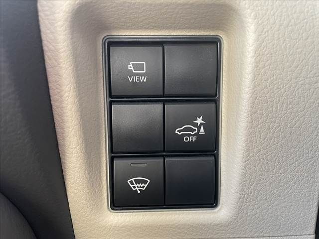 TOYOTA LANDCRUISER PRADO 2023 Image 31