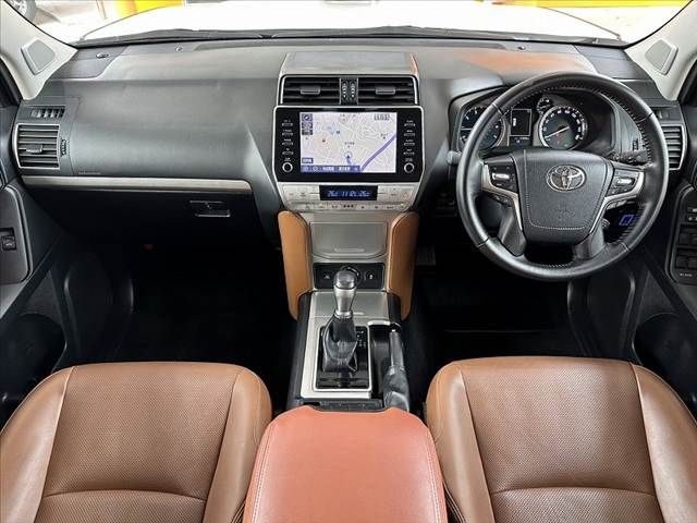 TOYOTA LANDCRUISER PRADO 2022 Image 31