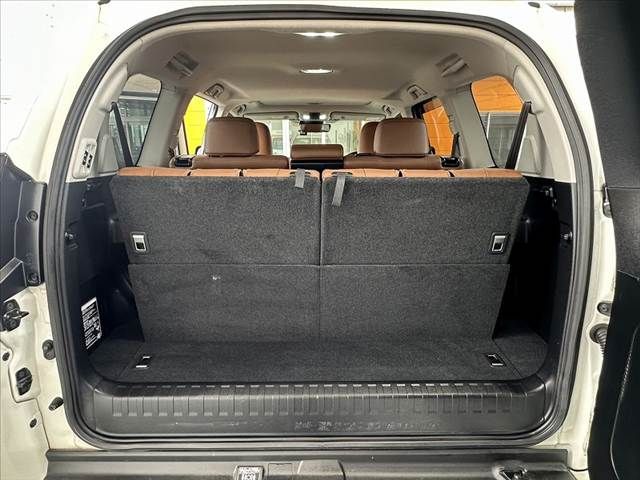 TOYOTA LANDCRUISER PRADO 2022 Image 31