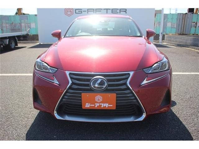 TOYOTA LEXUS IS200T 2017 Image 31