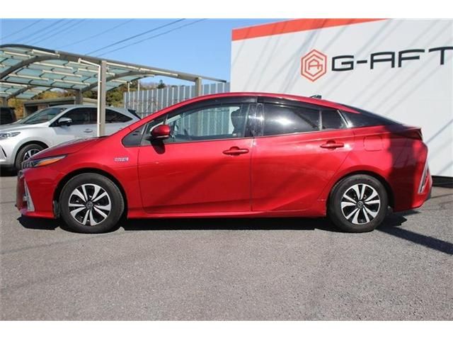 TOYOTA PRIUS PHV 2017 Image 31