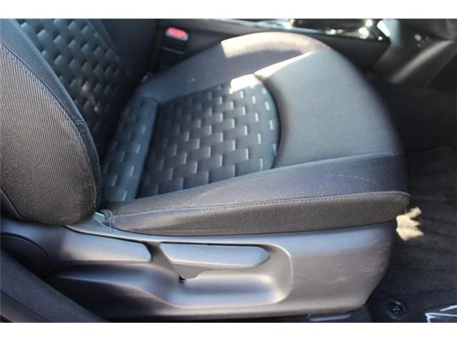 TOYOTA PRIUS PHV 2017 Image 31