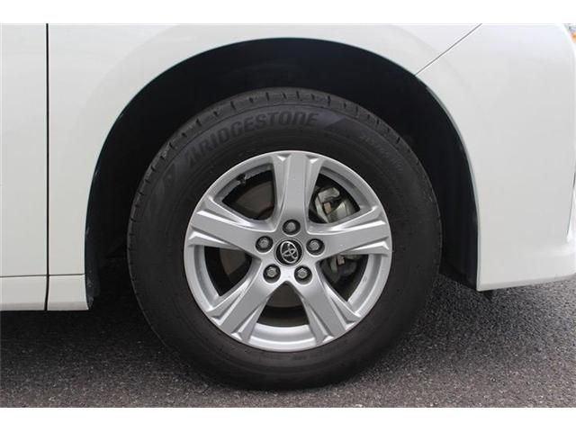 TOYOTA ALPHARD HYBRID 4WD 2015 Image 31