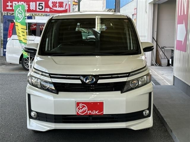 TOYOTA VOXY HYBRID 2015 Image 31