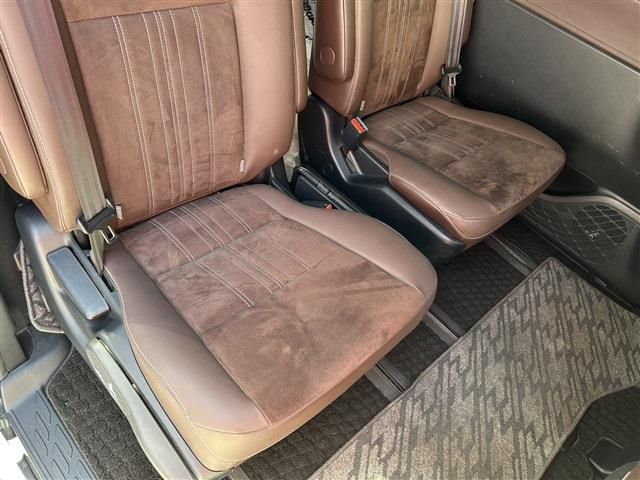 TOYOTA ESQUIRE HYBRID 2018 Image 31