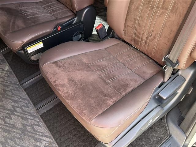 TOYOTA ESQUIRE HYBRID 2018 Image 31