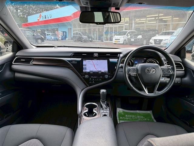 TOYOTA CAMRY HYBRID 2019 Image 31