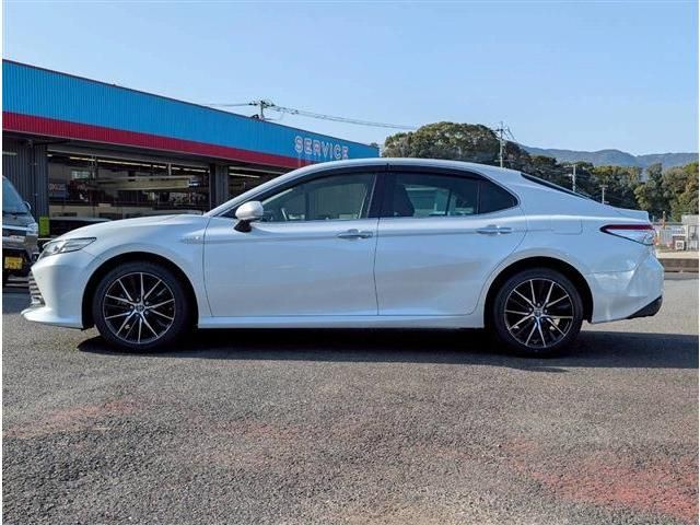 TOYOTA CAMRY HYBRID 2019 Image 31