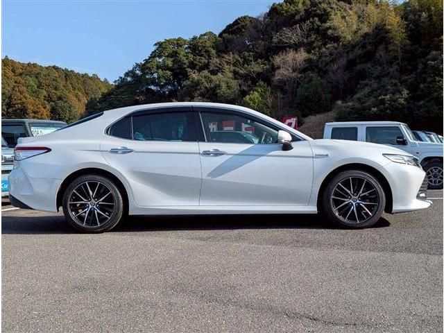 TOYOTA CAMRY HYBRID 2019 Image 31