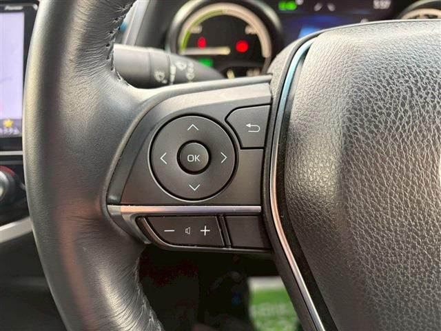 TOYOTA CAMRY HYBRID 2019 Image 31