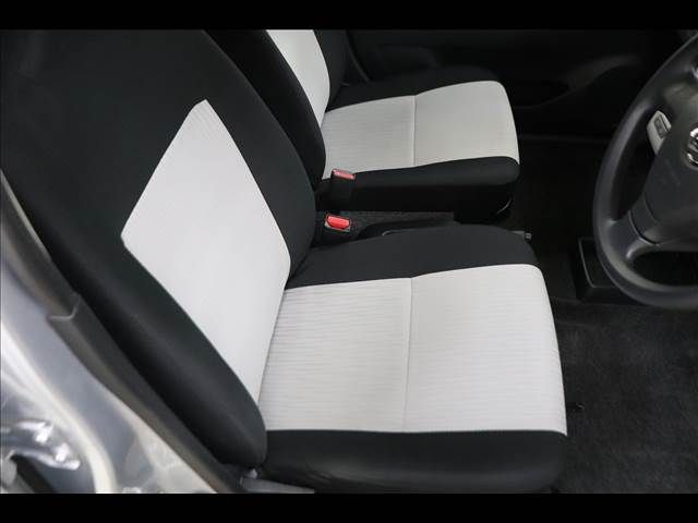 DAIHATSU MIRA E:S 2018 Image 31