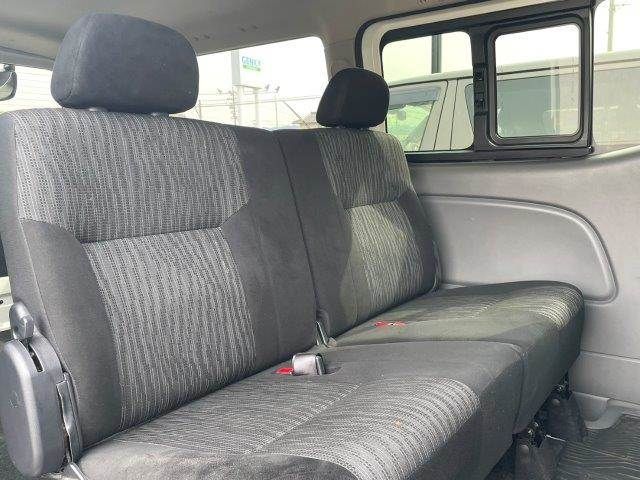 NISSAN NV350 CARAVAN 4WD 2020 Image 31