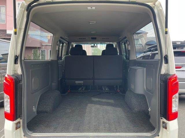 NISSAN NV350 CARAVAN 4WD 2020 Image 31