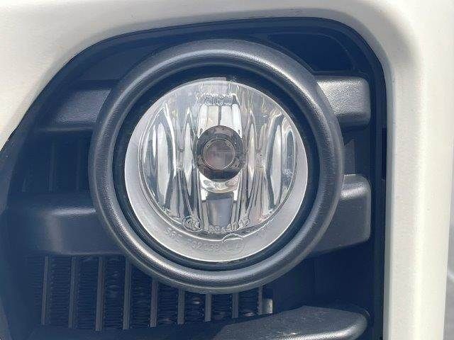 NISSAN NV350 CARAVAN 4WD 2020 Image 31