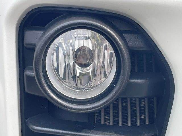 NISSAN NV350 CARAVAN 4WD 2020 Image 31