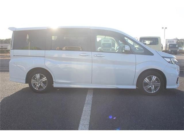 HONDA STEPWAGON E:HEV SPAD 2021 Image 31