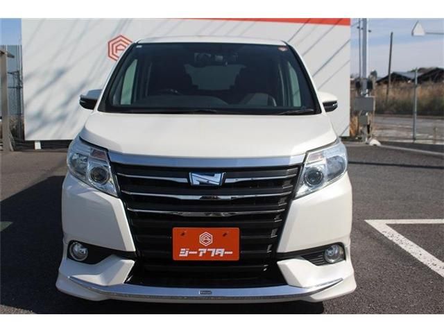 TOYOTA NOAH HYBRID 2015 Image 31