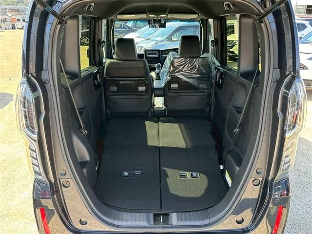 HONDA N BOX CUSTOM 2021 Image 31