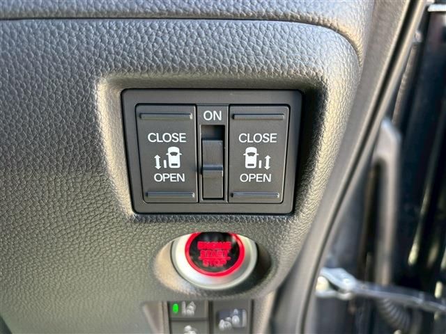 HONDA N BOX CUSTOM 2021 Image 31