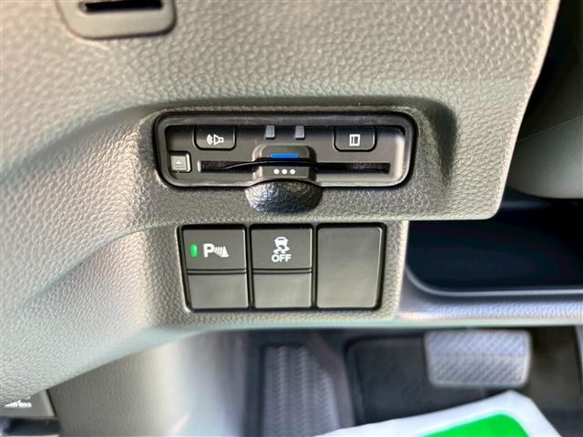 HONDA N BOX CUSTOM 2021 Image 31