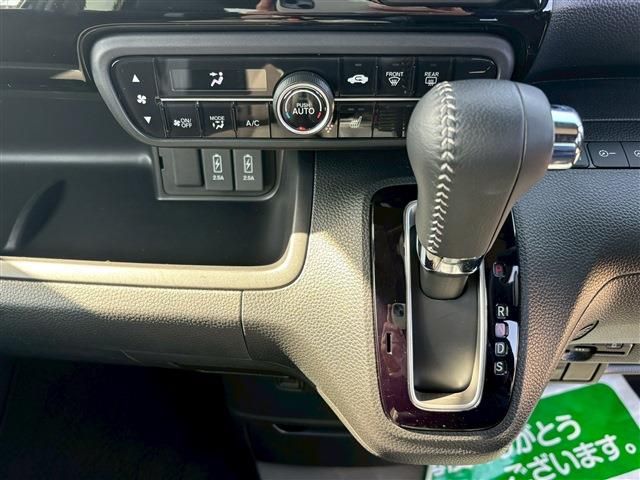 HONDA N BOX CUSTOM 2021 Image 31