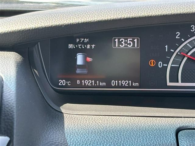 HONDA N BOX CUSTOM 2021 Image 31