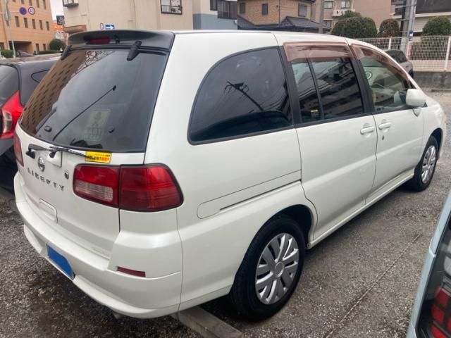 NISSAN LIBERTY 2003 Image 31