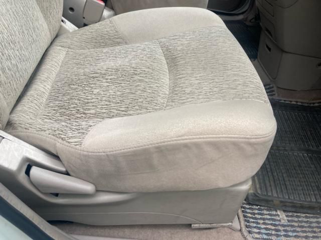 NISSAN LIBERTY 2003 Image 31