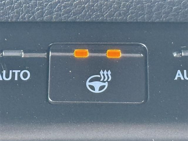 TOYOTA LEXUS UX200 2018 Image 31